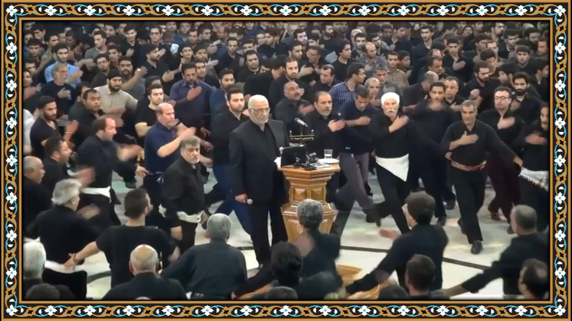 مراسم سینه زنی شب عاشورا سال ۱۳۹۳ مسجد دهدشتی